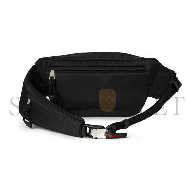 GUCCI SMALL BELT BAG WITH GUCCI LOGO 804262 (32*17*5cm)